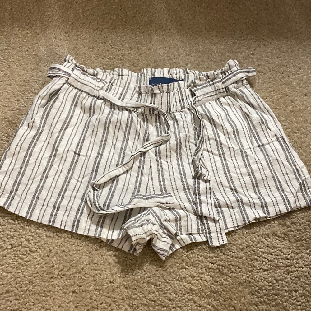 Cotton linen shorts black and white